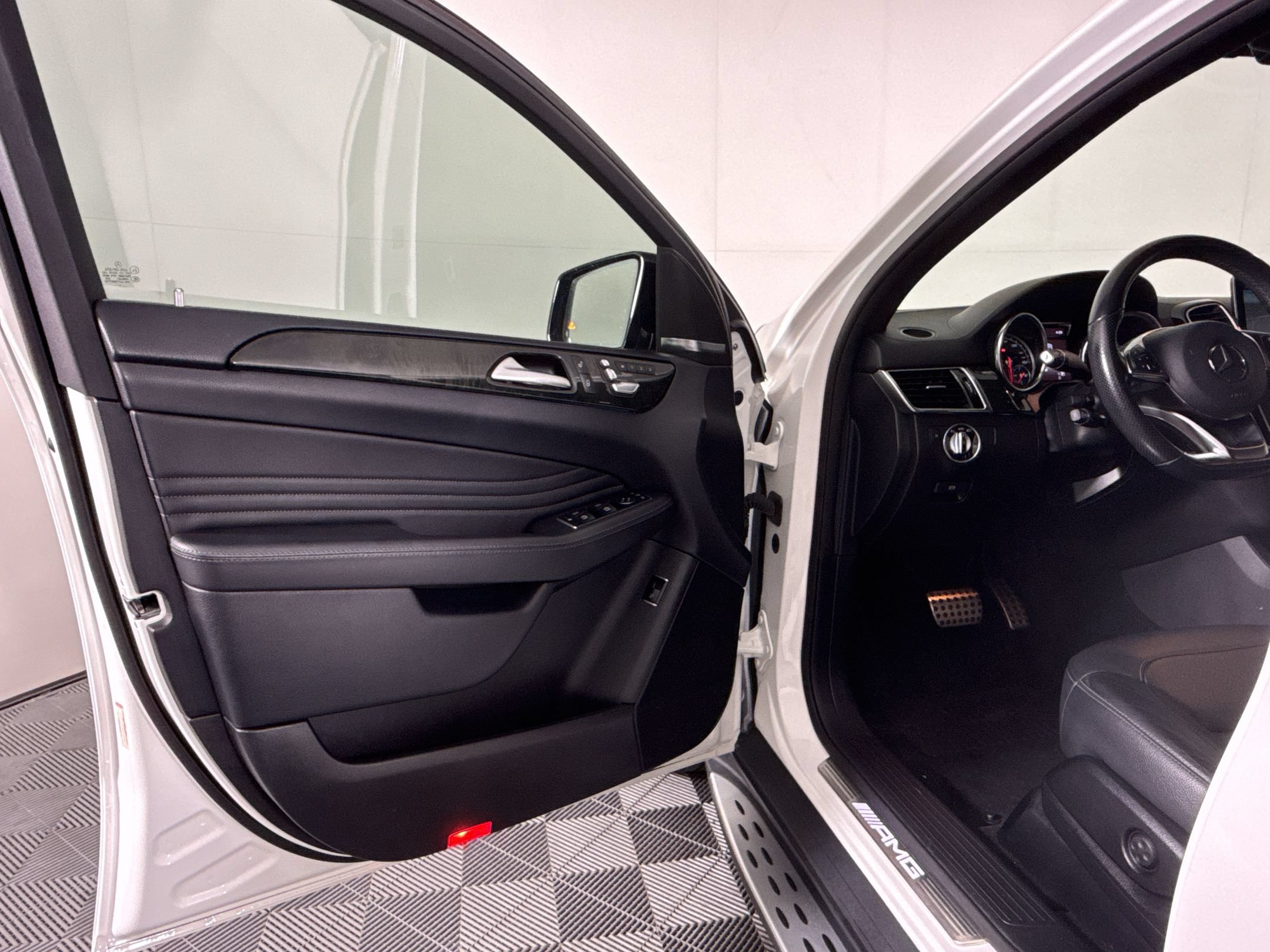 Used 2017 Mercedes-Benz GLE 43 AMG 4MATIC Coupe image 5