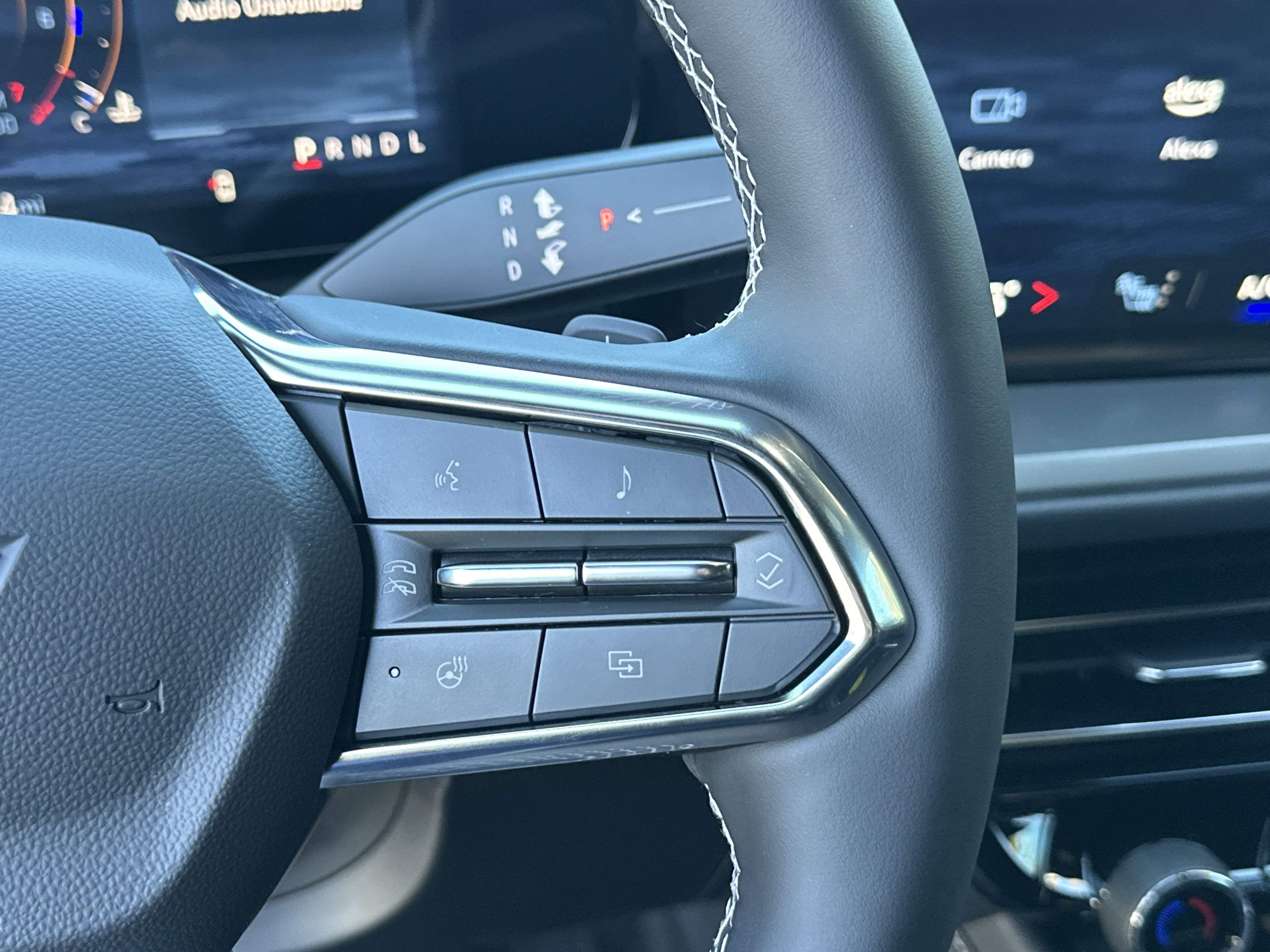 New 2025 Chevrolet Traverse LT w/ Driver Confidence Package image 23