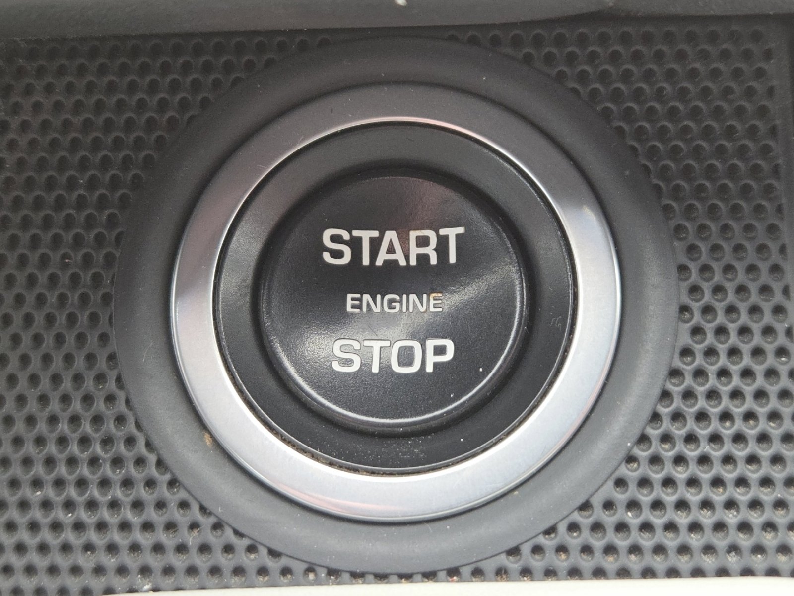 Used 2017 Land Rover Range Rover Sport SVR image 34