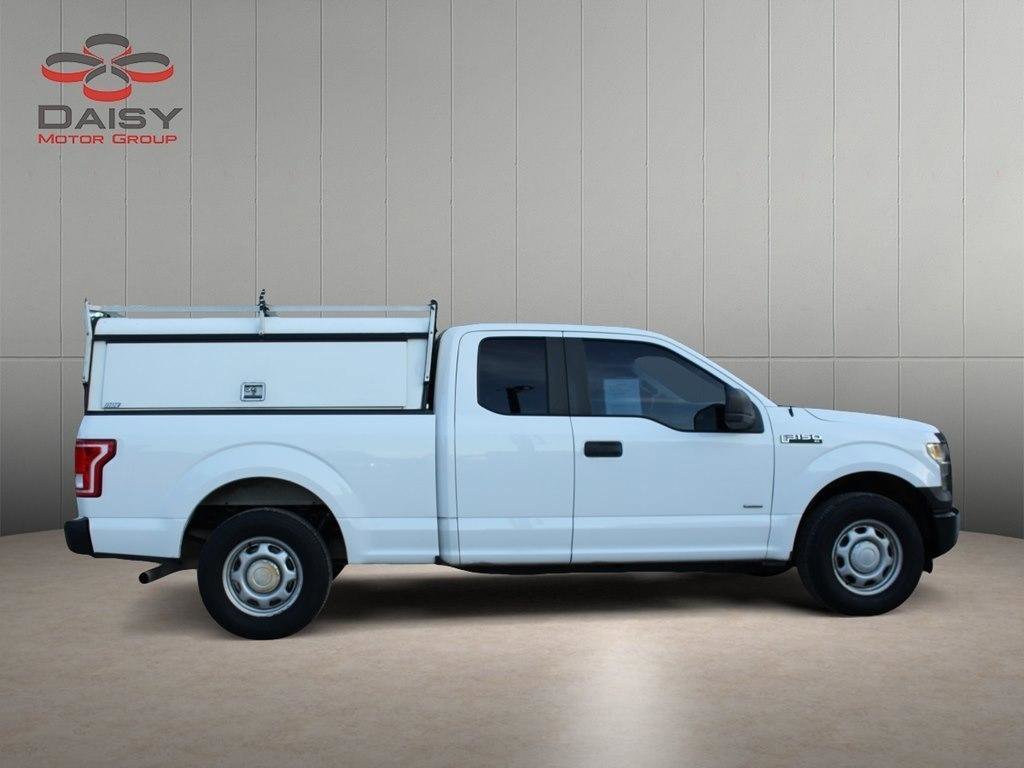 Used 2015 Ford F150 XL w/ Equipment Group 101A Mid RWD image 4