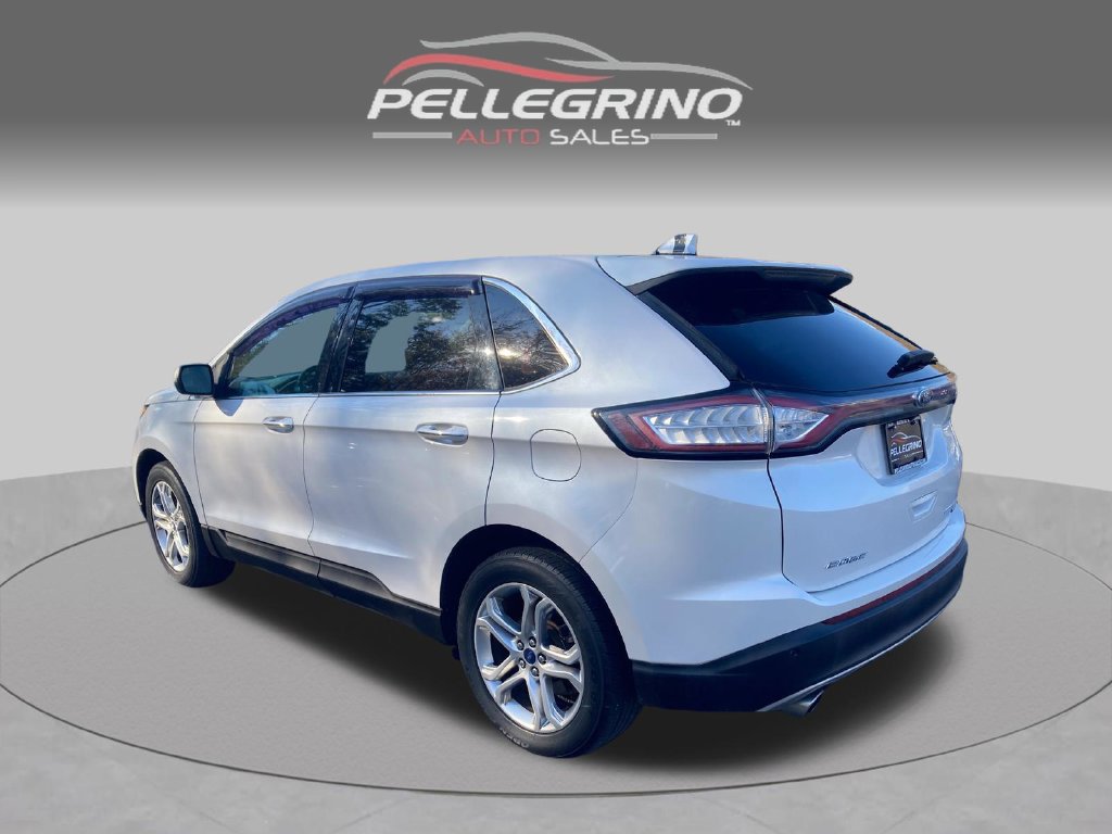 Used 2018 Ford Edge Titanium w/ Equipment Group 301A AWD/4WD image 4