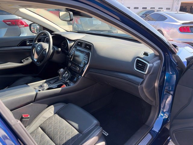 Used 2022 Nissan Maxima Platinum w/ Sport Mat Group FWD image 11