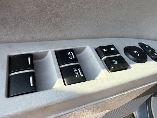 Used 2011 Honda Pilot Touring image 23