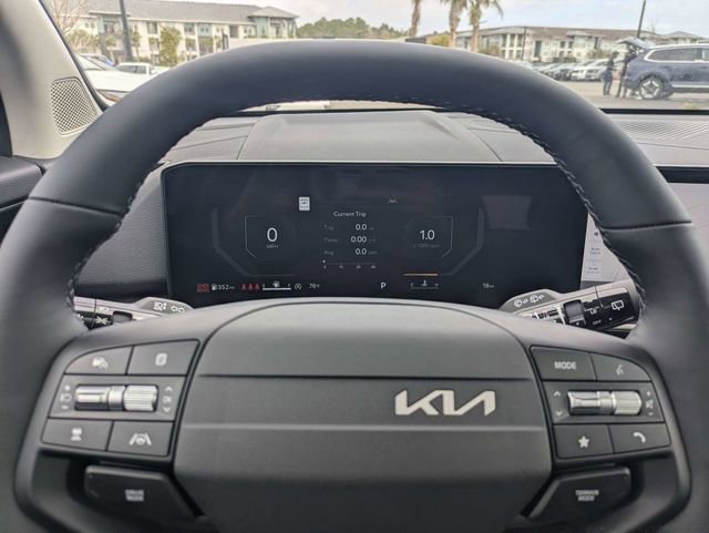 New 2026 Kia Carnival EX FWD image 29