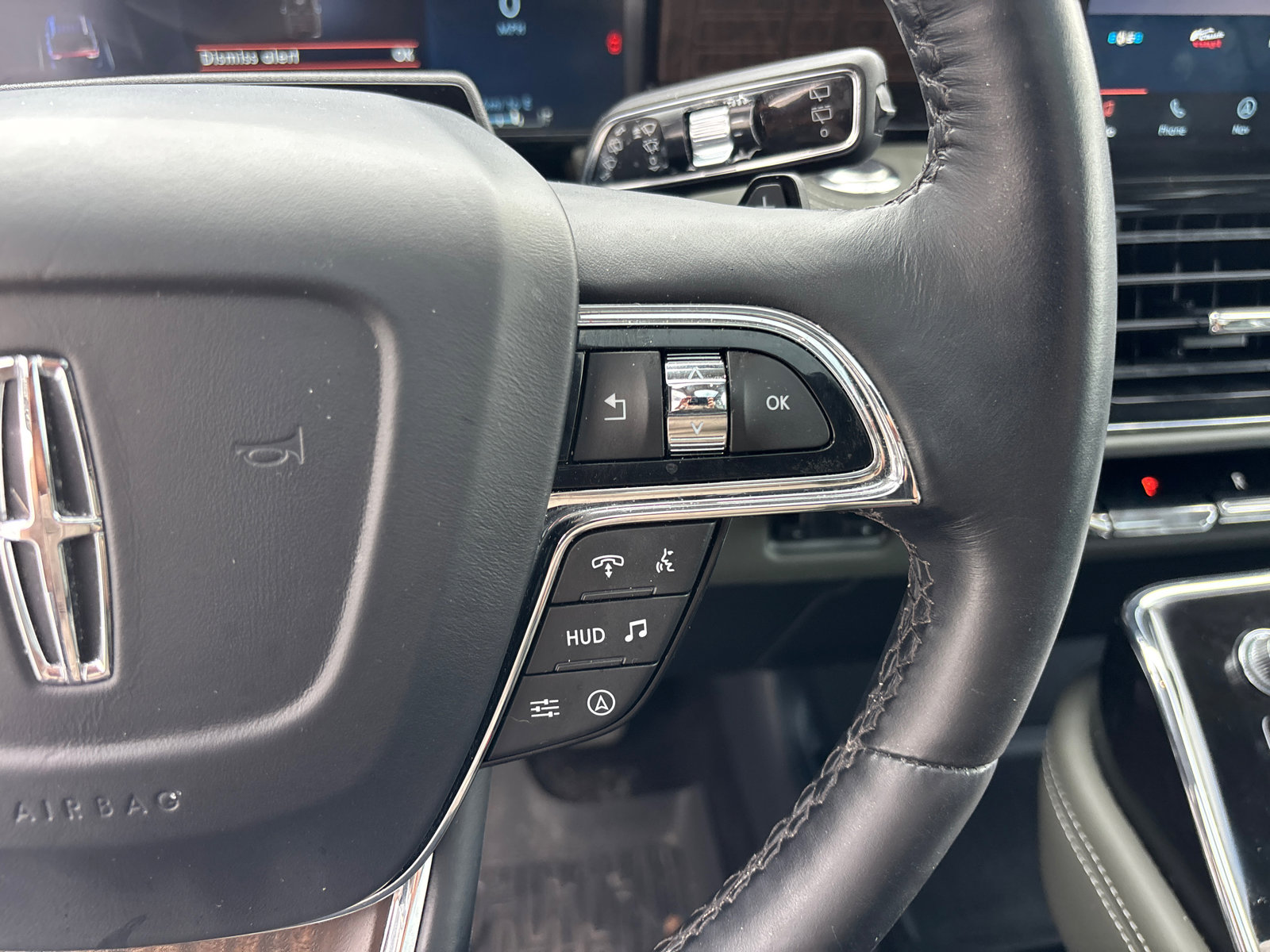 Certified 2023 Lincoln Navigator Black Label image 18