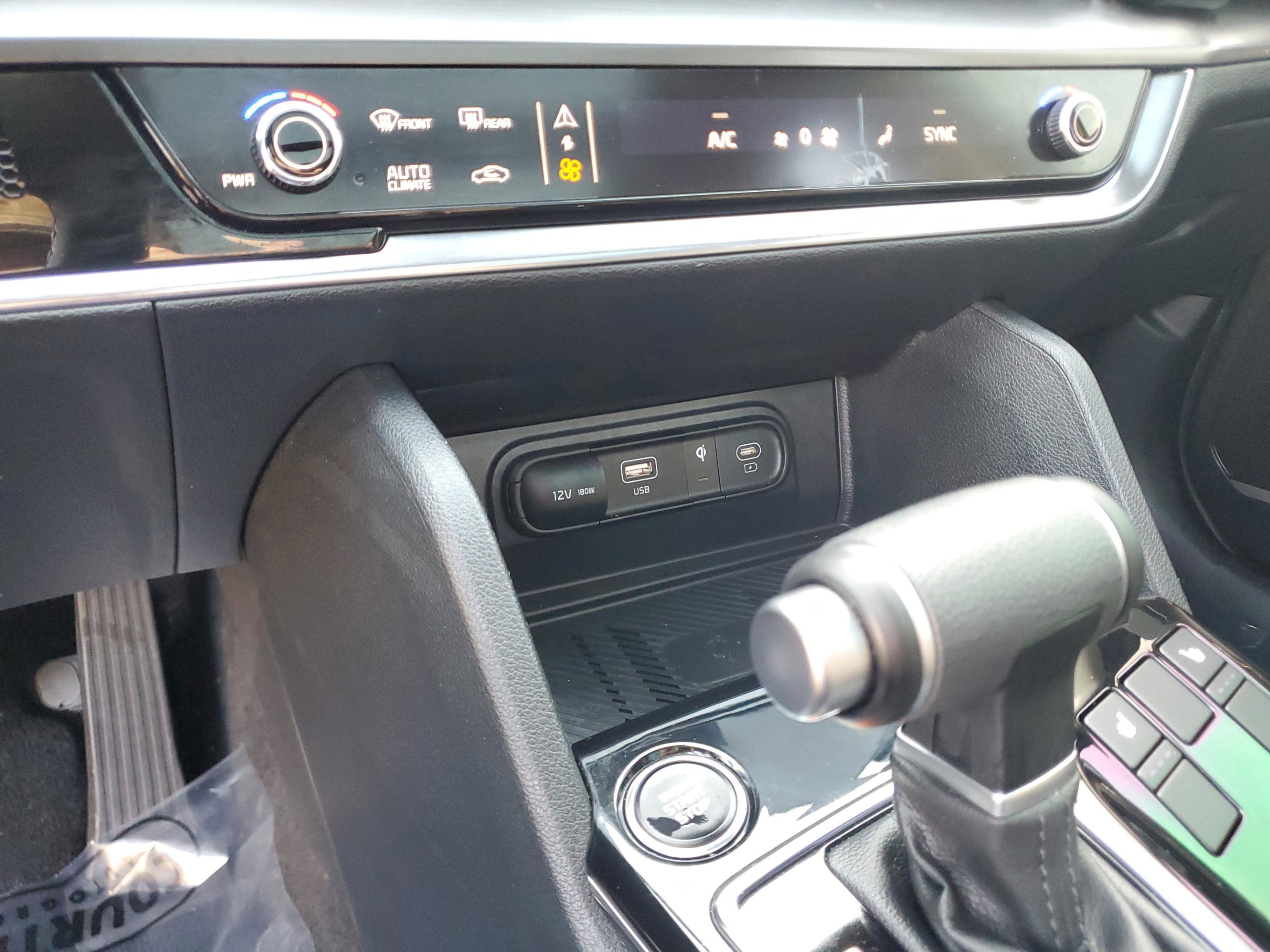 Certified 2025 Kia Sportage EX w/ Premium Package image 24