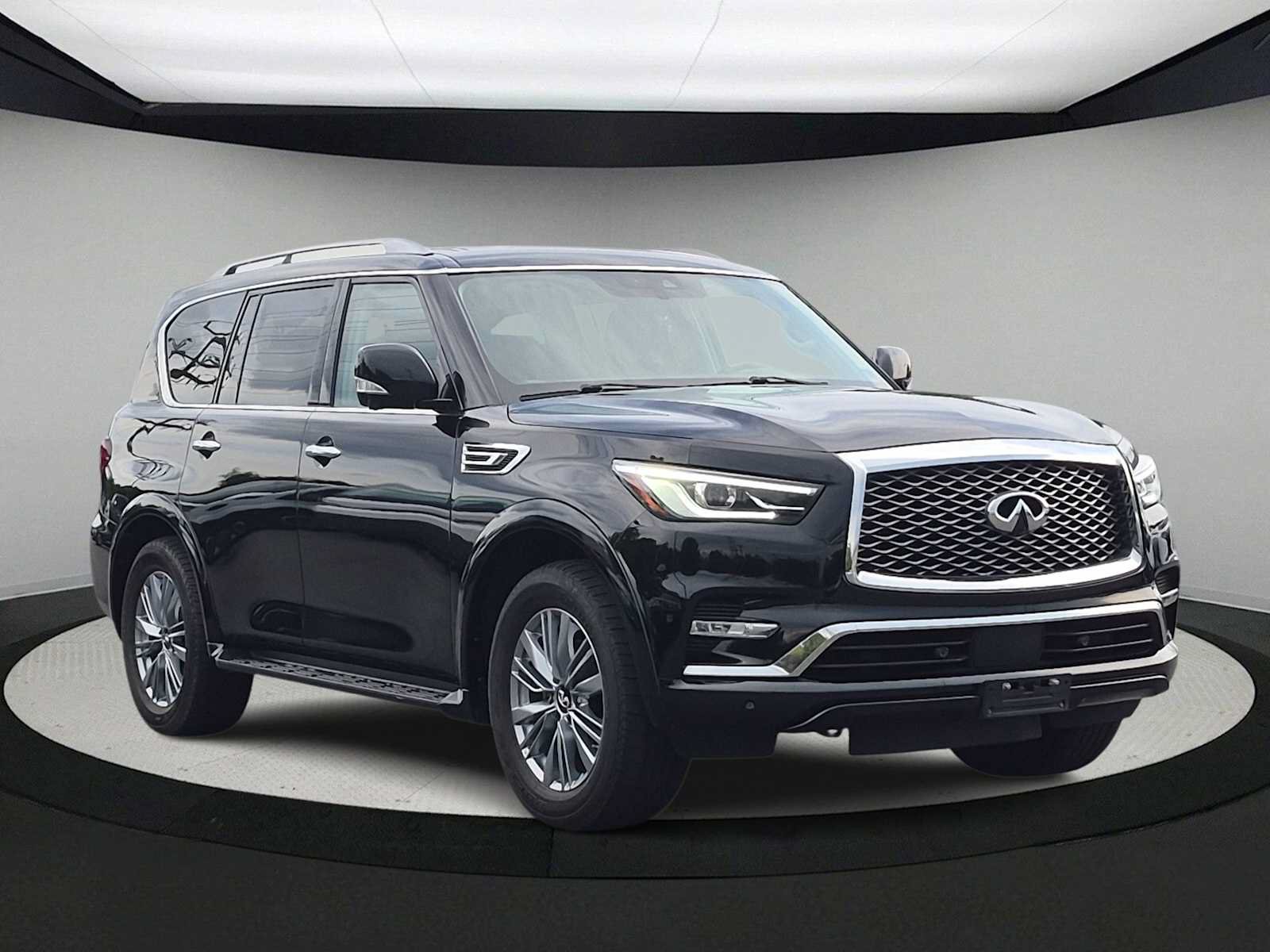 Used 2021 INFINITI QX80 Luxe w/ Cargo Package AWD/4WD image 2