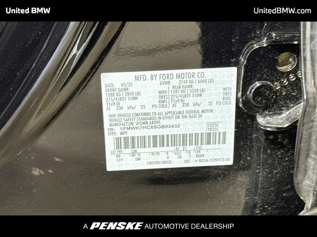 Used 2025 Ford Explorer Platinum w/ Ultimate Package RWD image 23