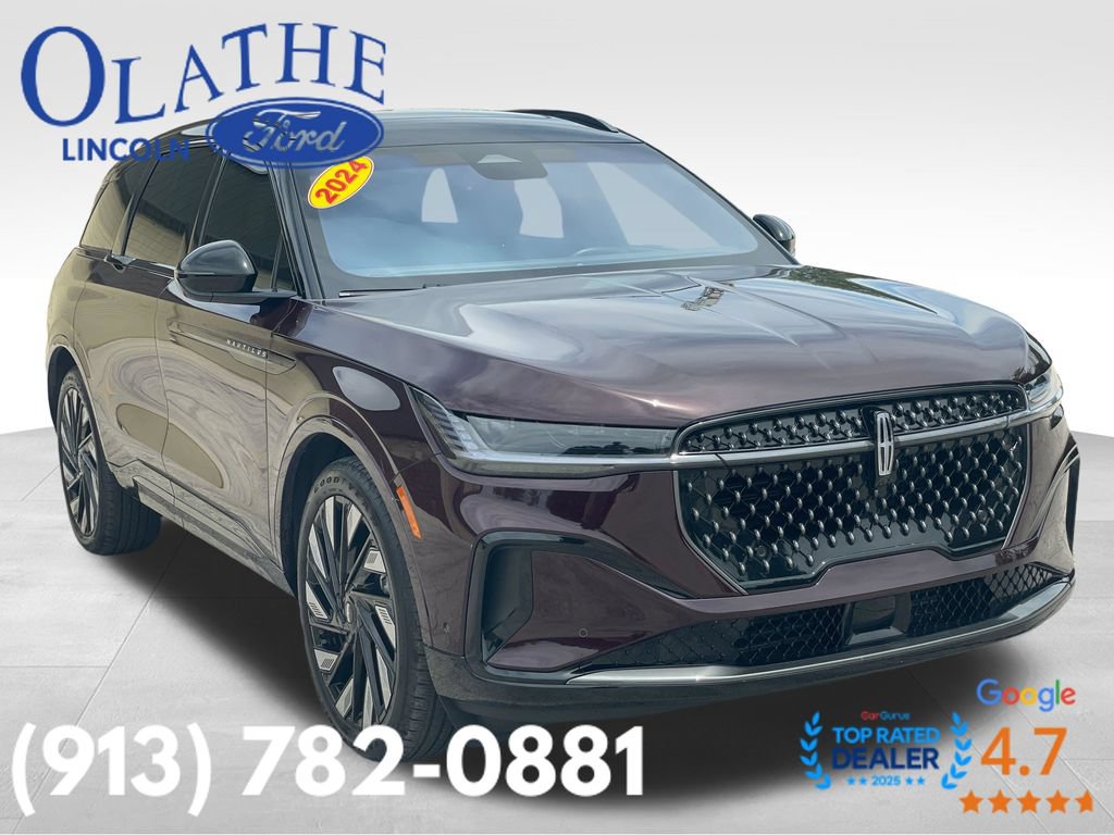 Used 2024 Lincoln Nautilus Reserve w/ Equipment Group 202A AWD/4WD image 7