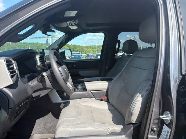 Used 2026 Toyota Tundra Limited AWD/4WD image 9