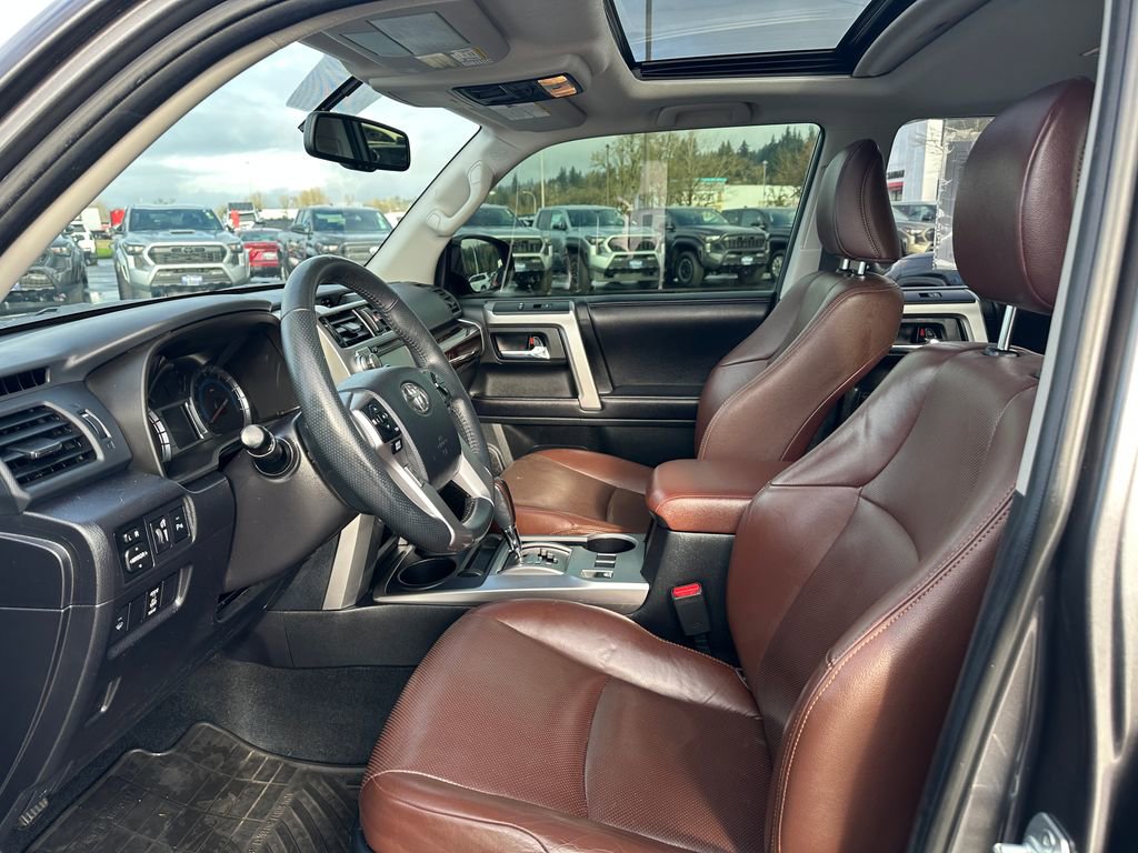 Used 2016 Toyota 4Runner Limited image 13