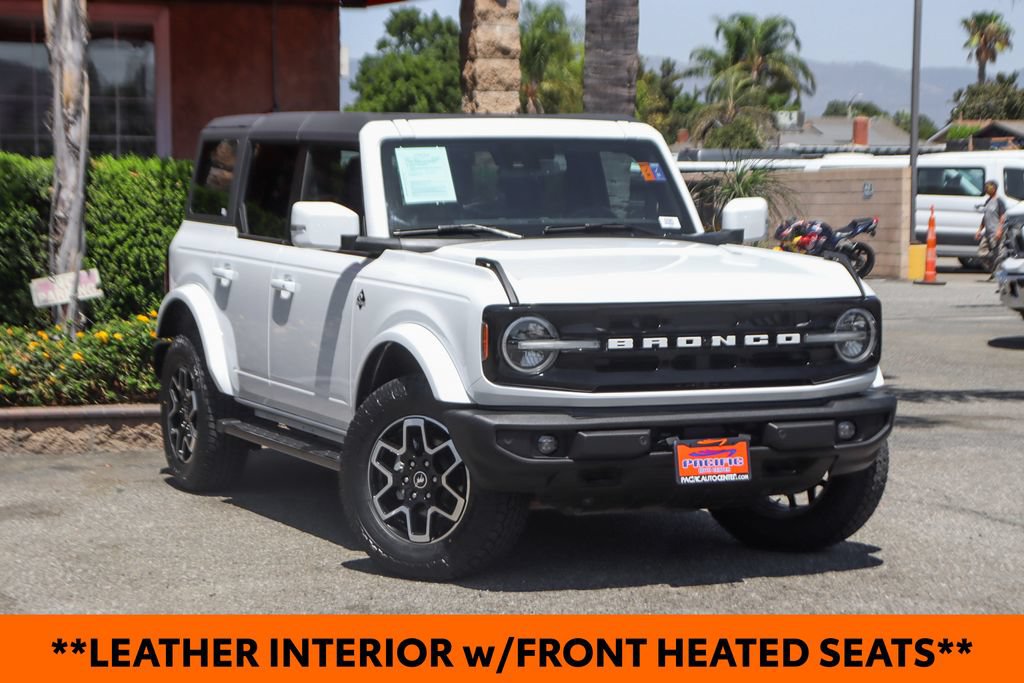 Used 2024 Ford Bronco Outer Banks AWD/4WD image 2