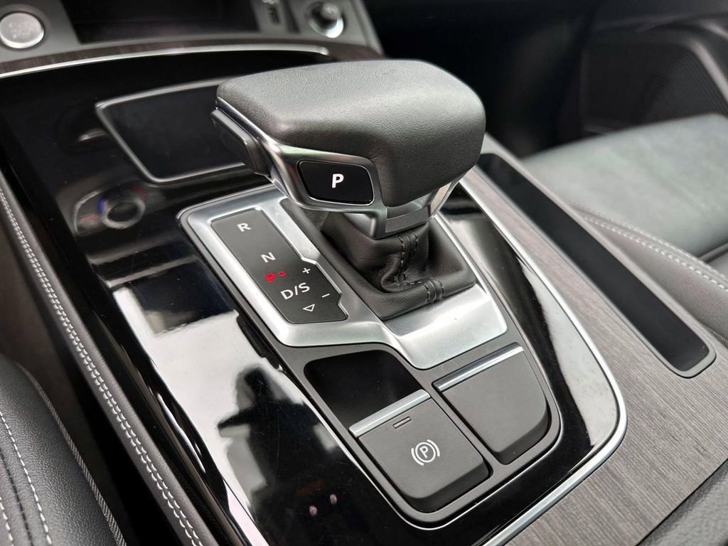 Used 2024 Audi Q5 2.0T Premium Plus image 25
