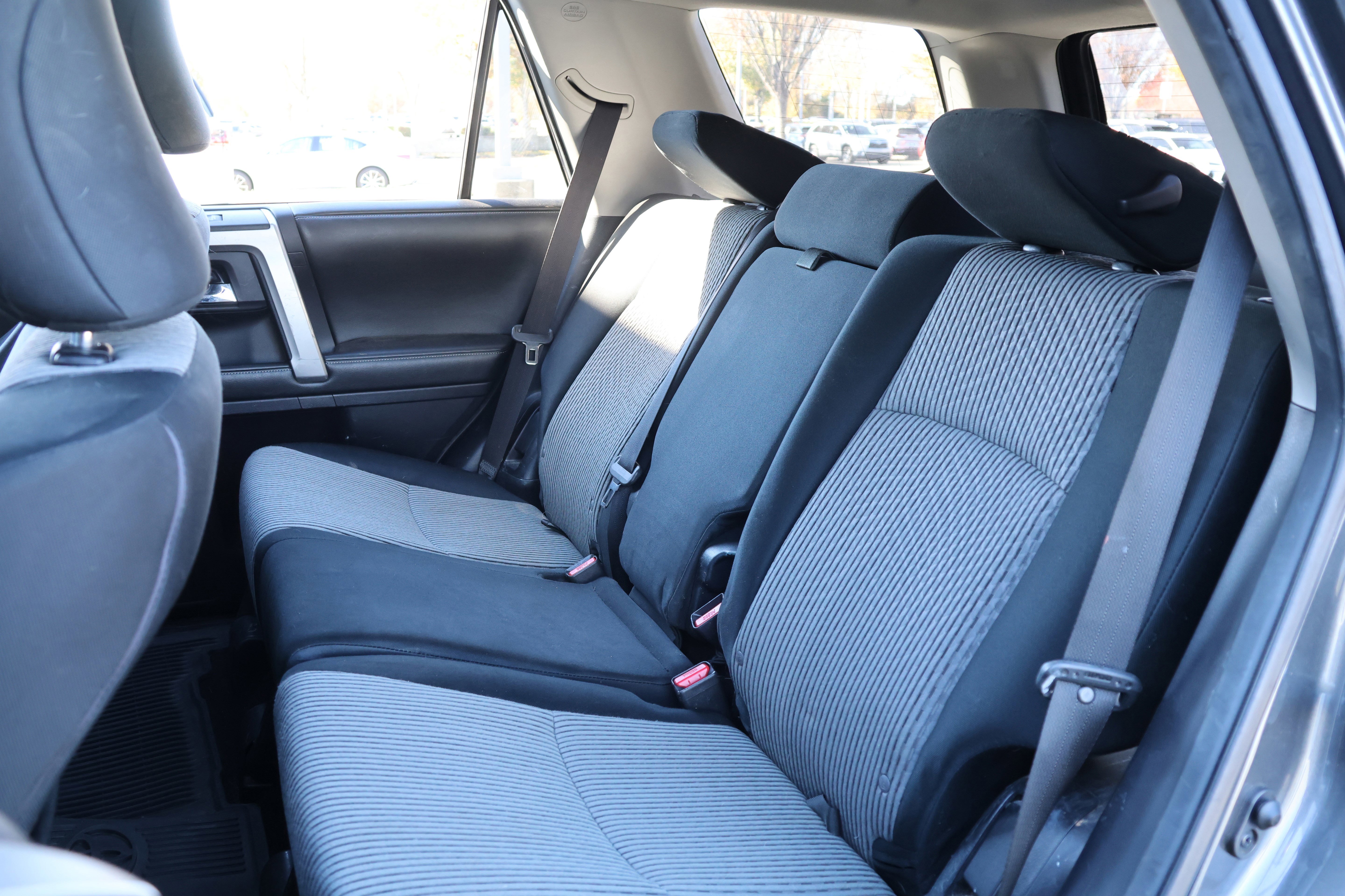 Used 2014 Toyota 4Runner SR5 image 33