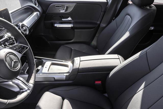 New 2026 Mercedes-Benz GLB 250 4MATIC image 11