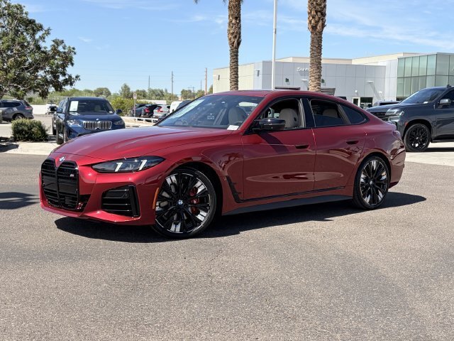 New 2026 BMW M440i w/ Premium Package RWD image 2