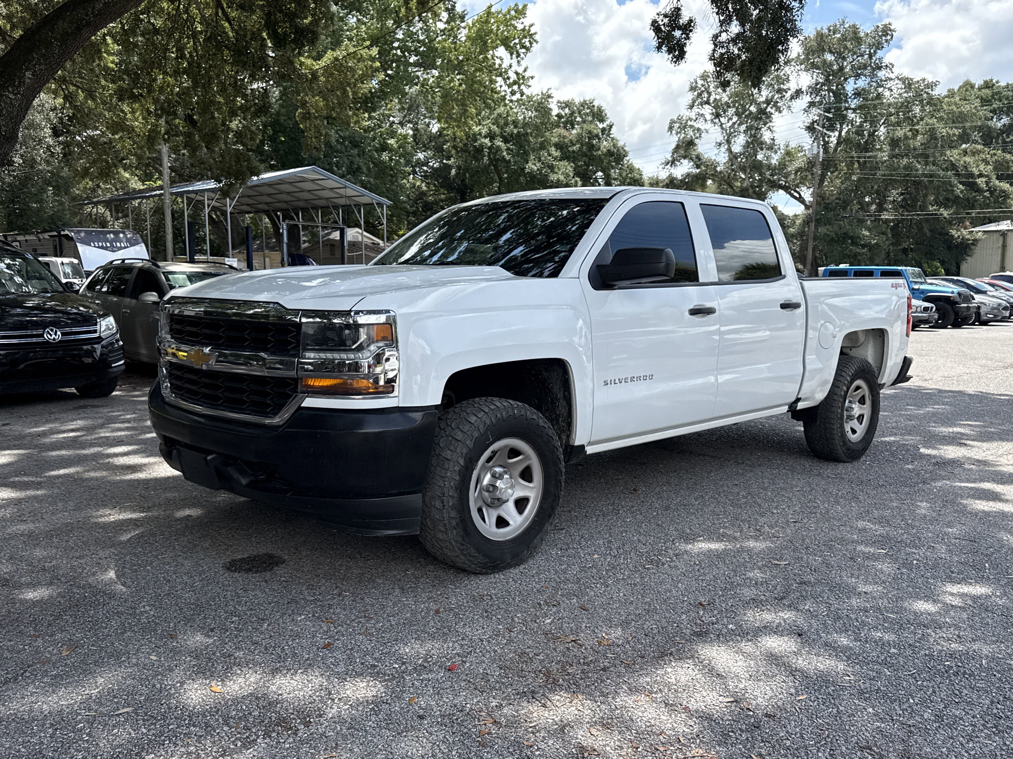Used 2018 Chevrolet Silverado 1500 W/T w/ Trailering Package image 1