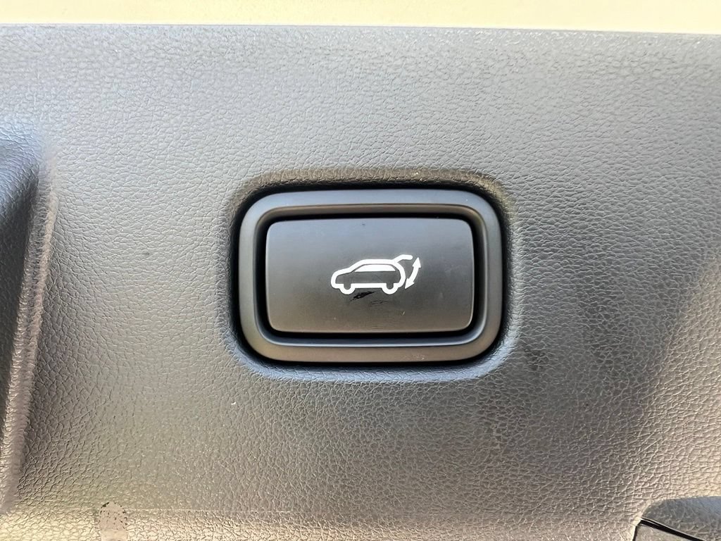 Used 2026 Hyundai Tucson Limited AWD/4WD image 11