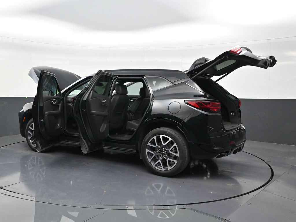 Used 2023 Chevrolet Blazer RS w/ Enhanced Convenience Package FWD image 31