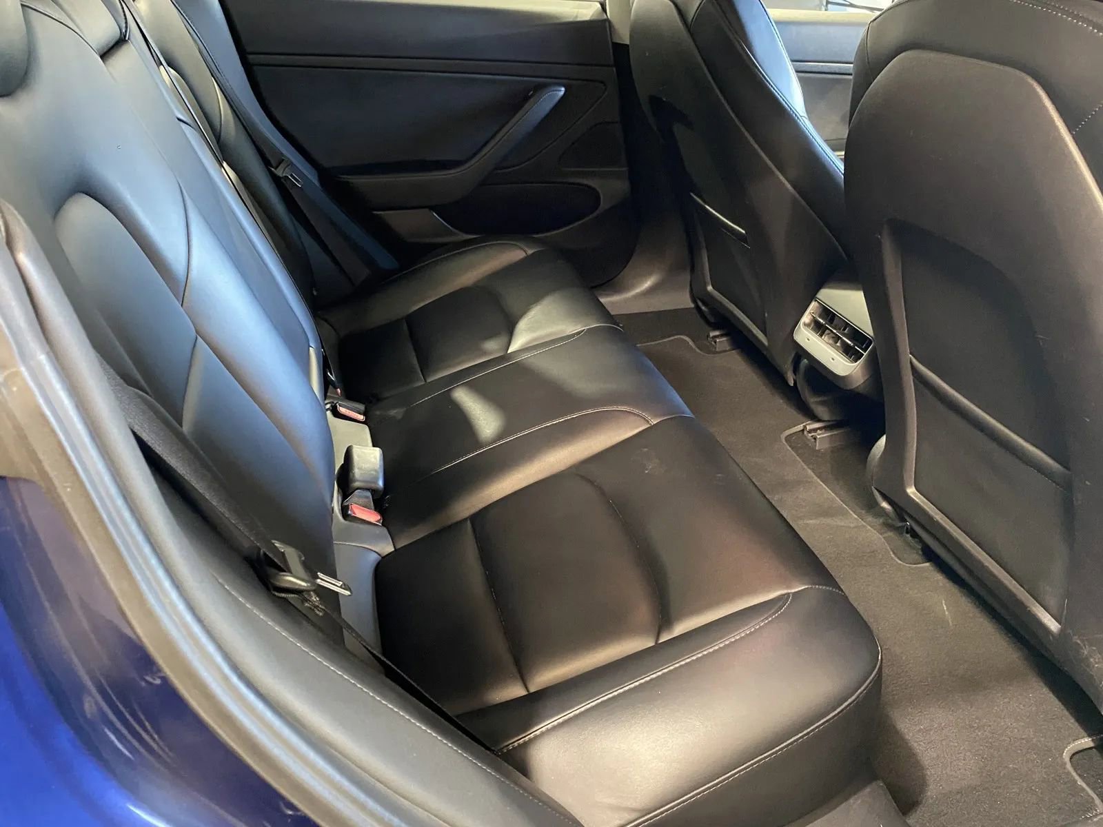 Used 2021 Tesla Model 3 Standard Range Plus RWD image 7