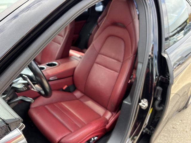 Used 2019 Porsche Panamera 4 AWD/4WD image 21