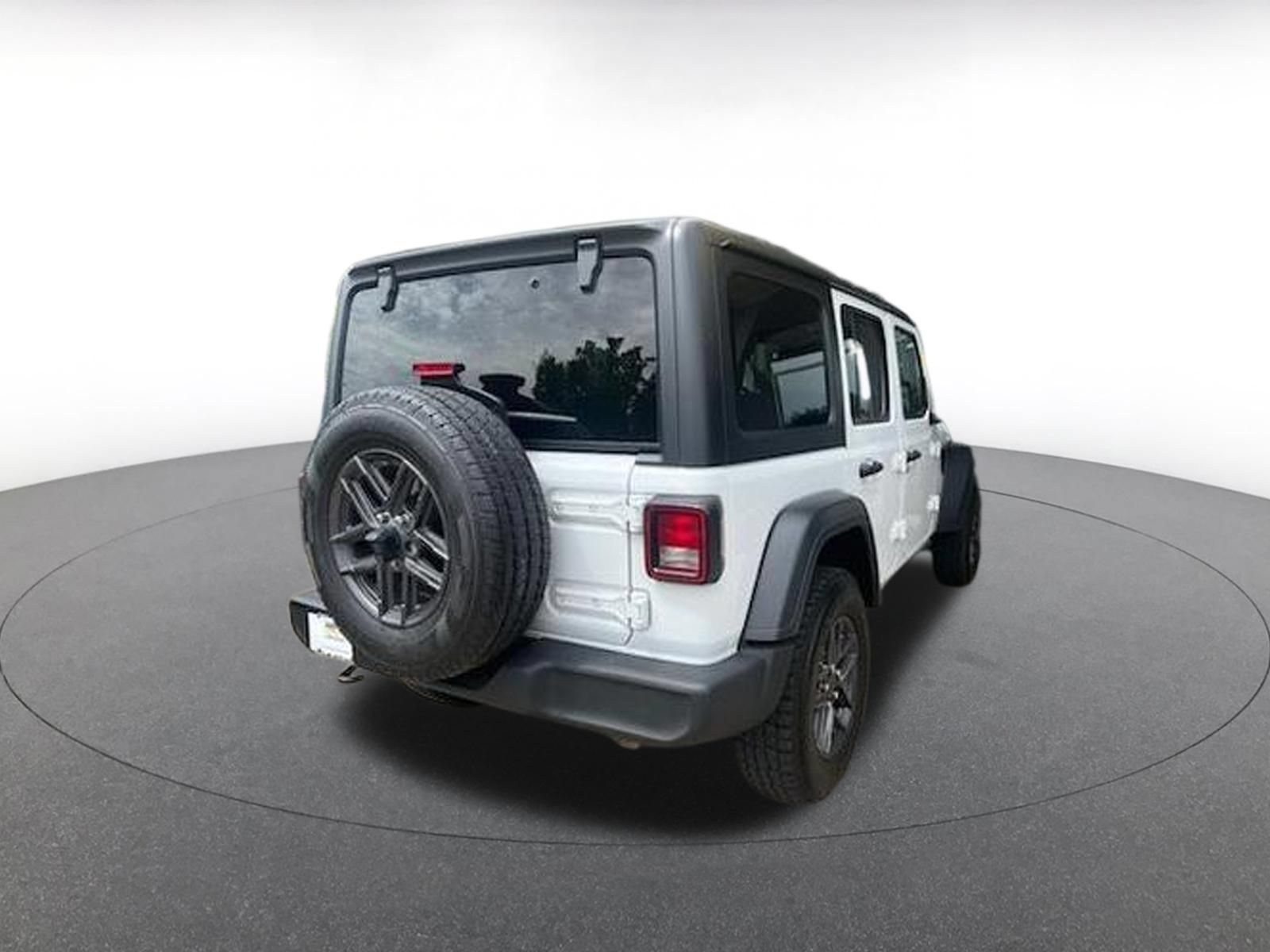 Used 2025 Jeep Wrangler Unlimited Sport AWD/4WD image 6