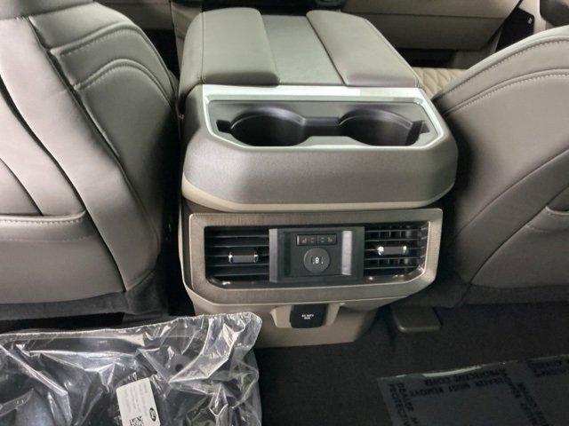 New 2026 Ford F350 Platinum image 30