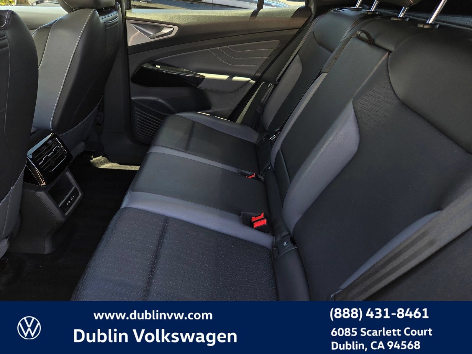 Used 2023 Volkswagen ID.4 Pro S RWD image 11