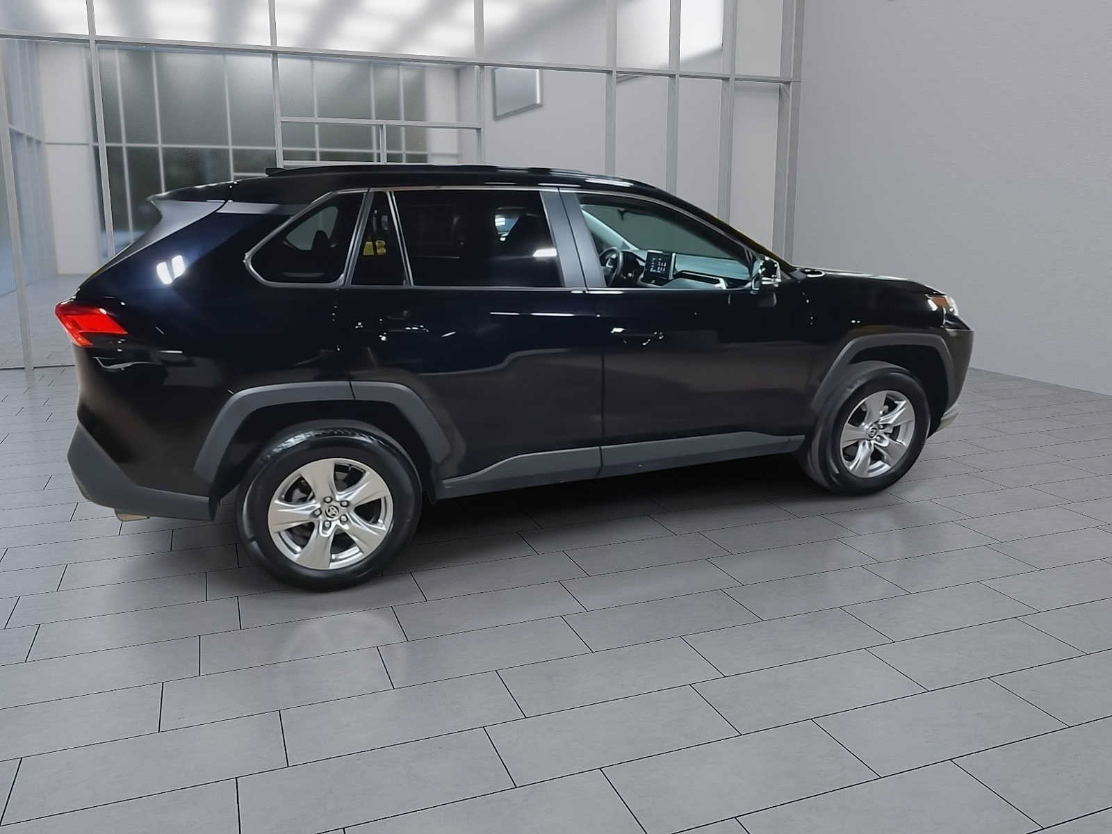 Certified 2025 Toyota RAV4 XLE AWD/4WD image 9