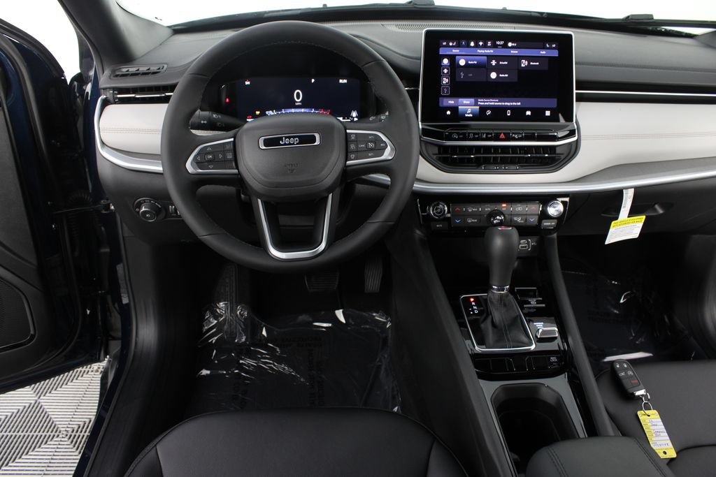 New 2026 Jeep Compass Limited AWD/4WD image 10