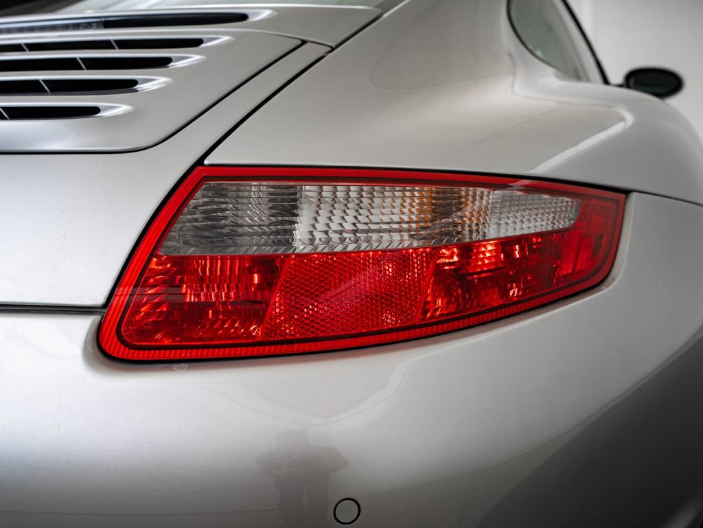 Used 2006 Porsche 911 Carrera 4 AWD/4WD image 14