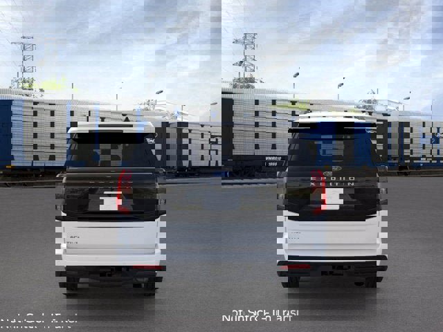 New 2025 Ford Expedition Active image 5