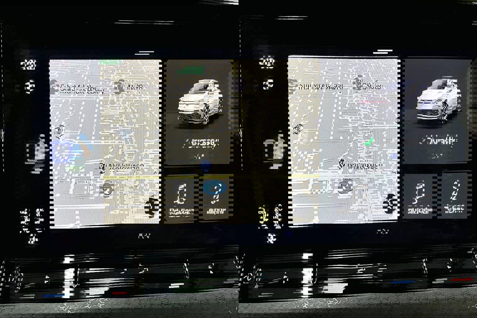 Used 2024 Volkswagen GTI SE image 38