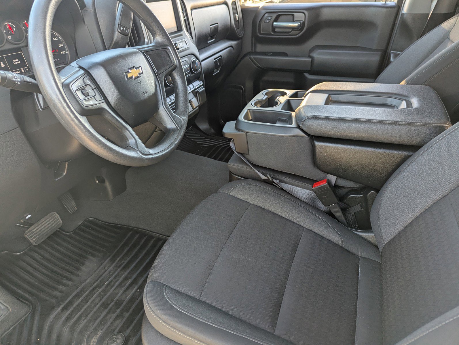 Certified 2024 Chevrolet Silverado 1500 Custom w/ LPO, Dark Essentials Package image 25