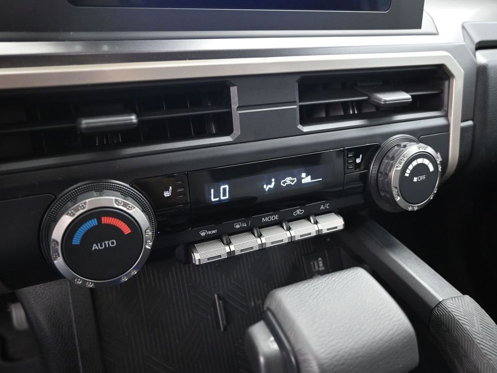 Used 2025 Toyota Tacoma TRD Off-Road image 20