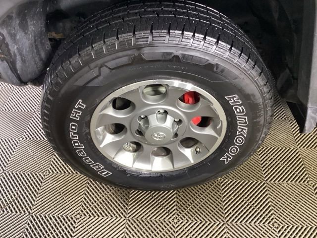 Used 2013 Toyota FJ Cruiser 4WD image 8