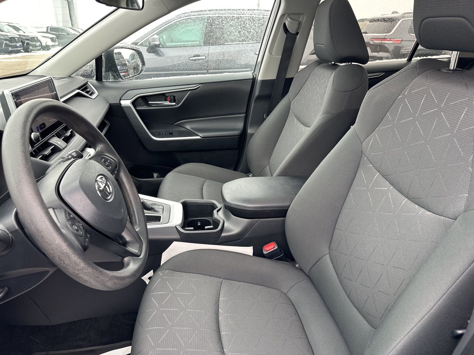 Used 2024 Toyota RAV4 XLE w/ Convenience Package AWD/4WD image 5