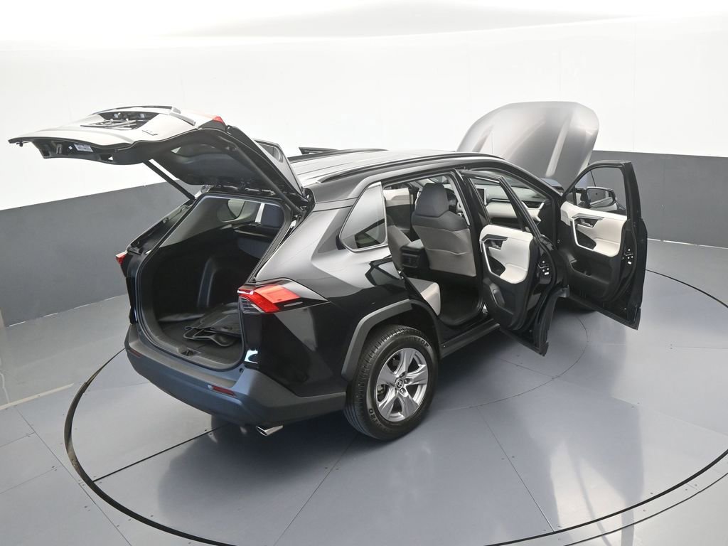 Used 2025 Toyota RAV4 XLE w/ Convenience Package FWD image 65