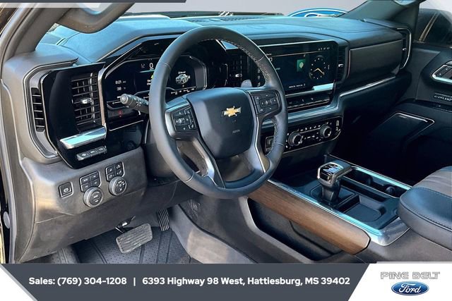Used 2023 Chevrolet Silverado 1500 High Country w/ High Country Premium Package image 13