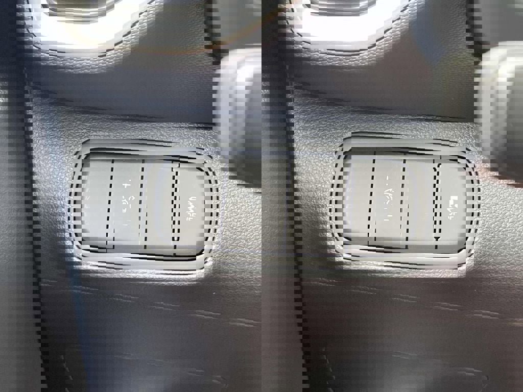 New 2026 Hyundai Venue SEL image 18