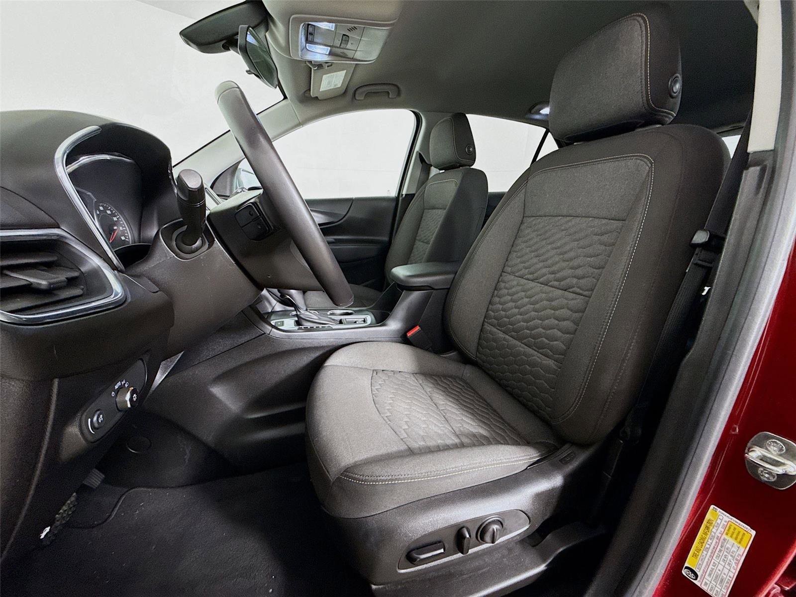 Used 2019 Chevrolet Equinox LT image 21