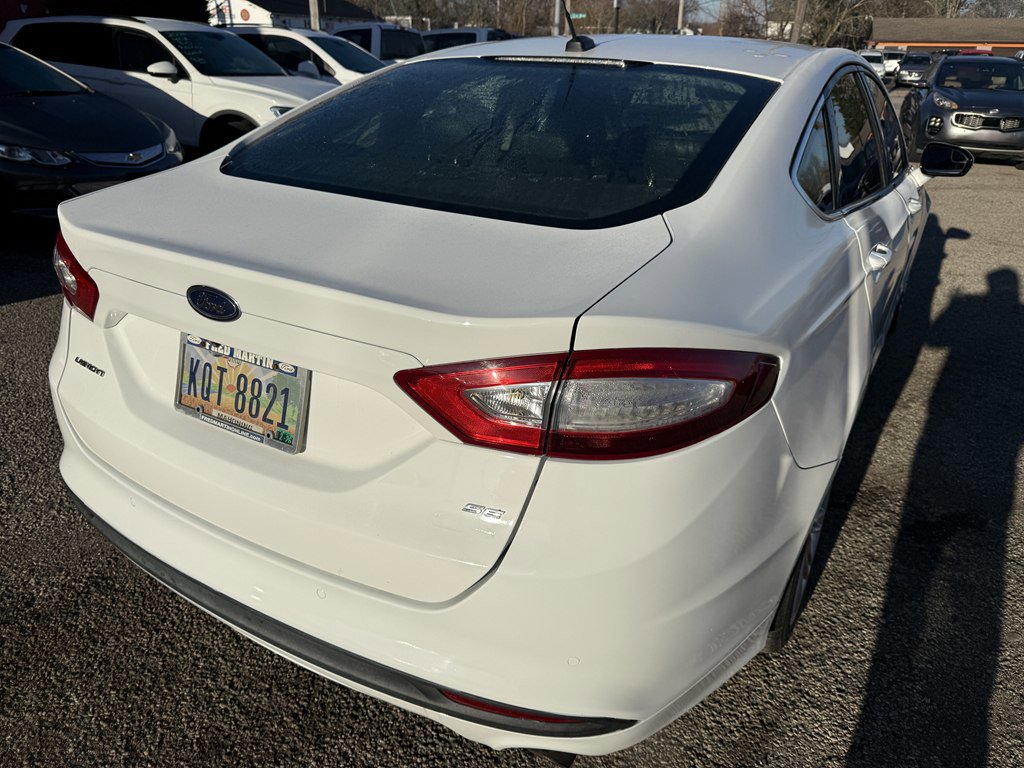 Used 2015 Ford Fusion SE w/ Equipment Group 202A image 5