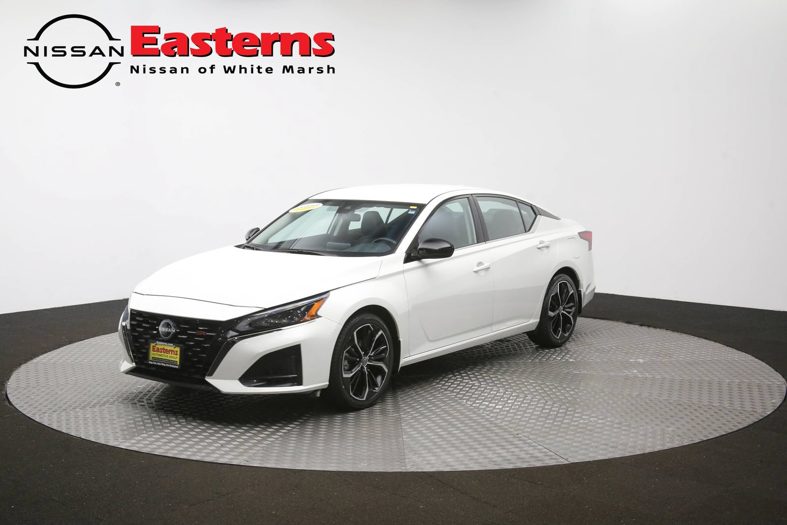 Used 2025 Nissan Altima 2.5 SR FWD image 54