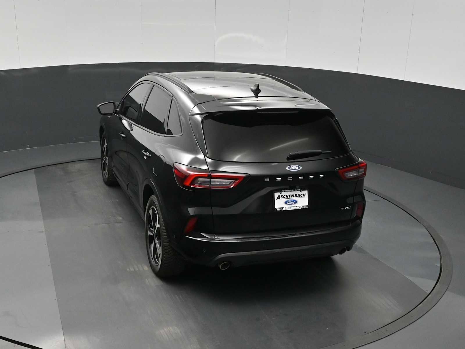 Used 2023 Ford Escape ST-Line Elite w/ Premium Technology Package AWD/4WD image 25