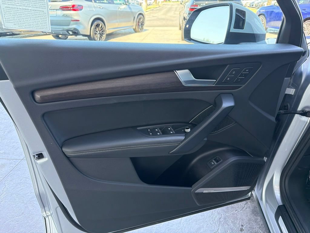 Used 2023 Audi Q5 2.0T Premium Plus AWD/4WD image 9