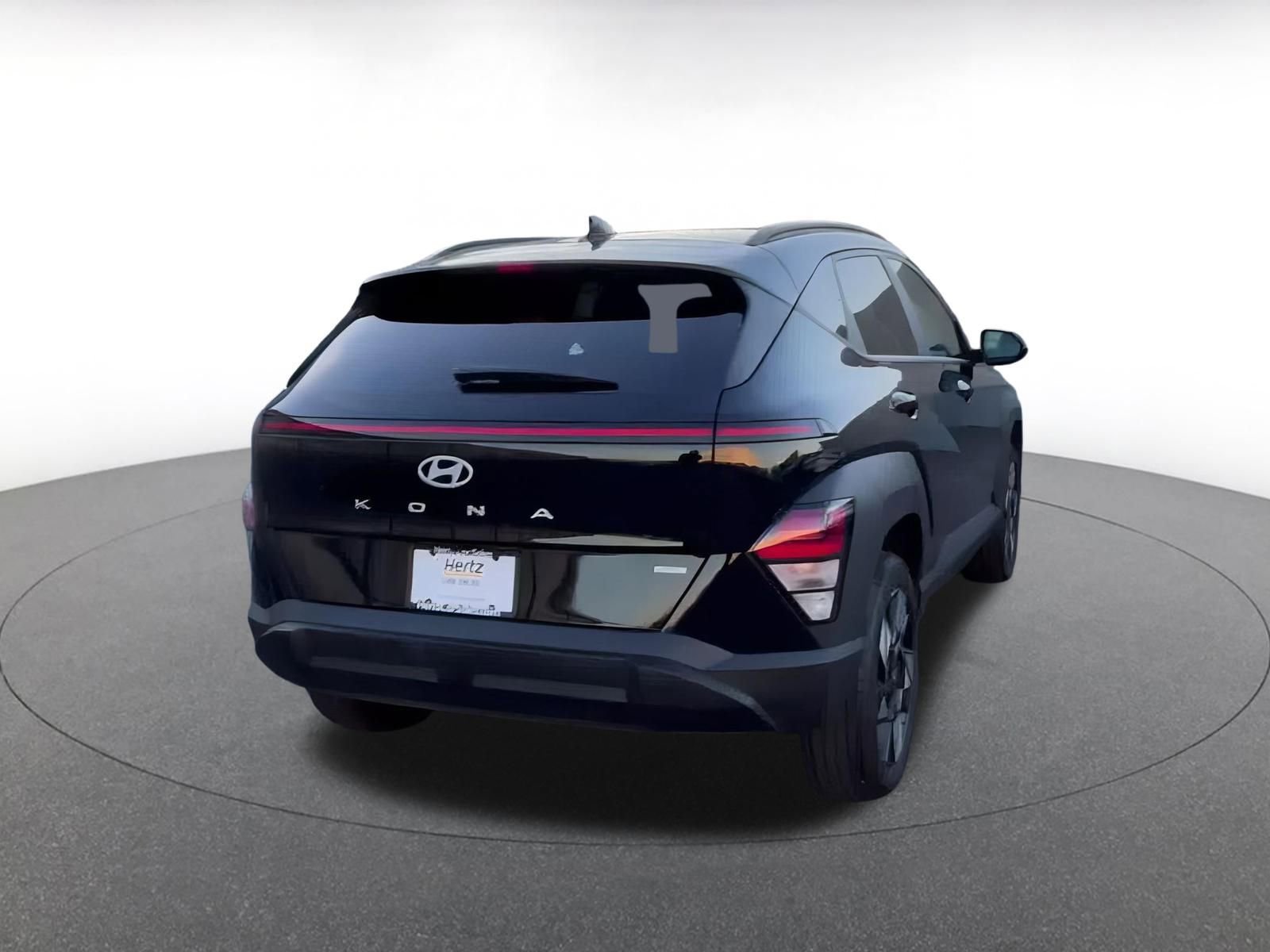 Used 2025 Hyundai Kona SEL image 13