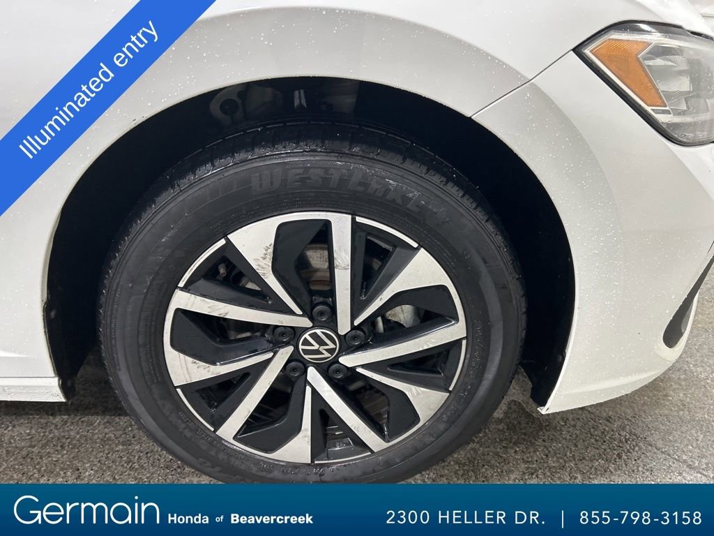Used 2024 Volkswagen Jetta S image 11