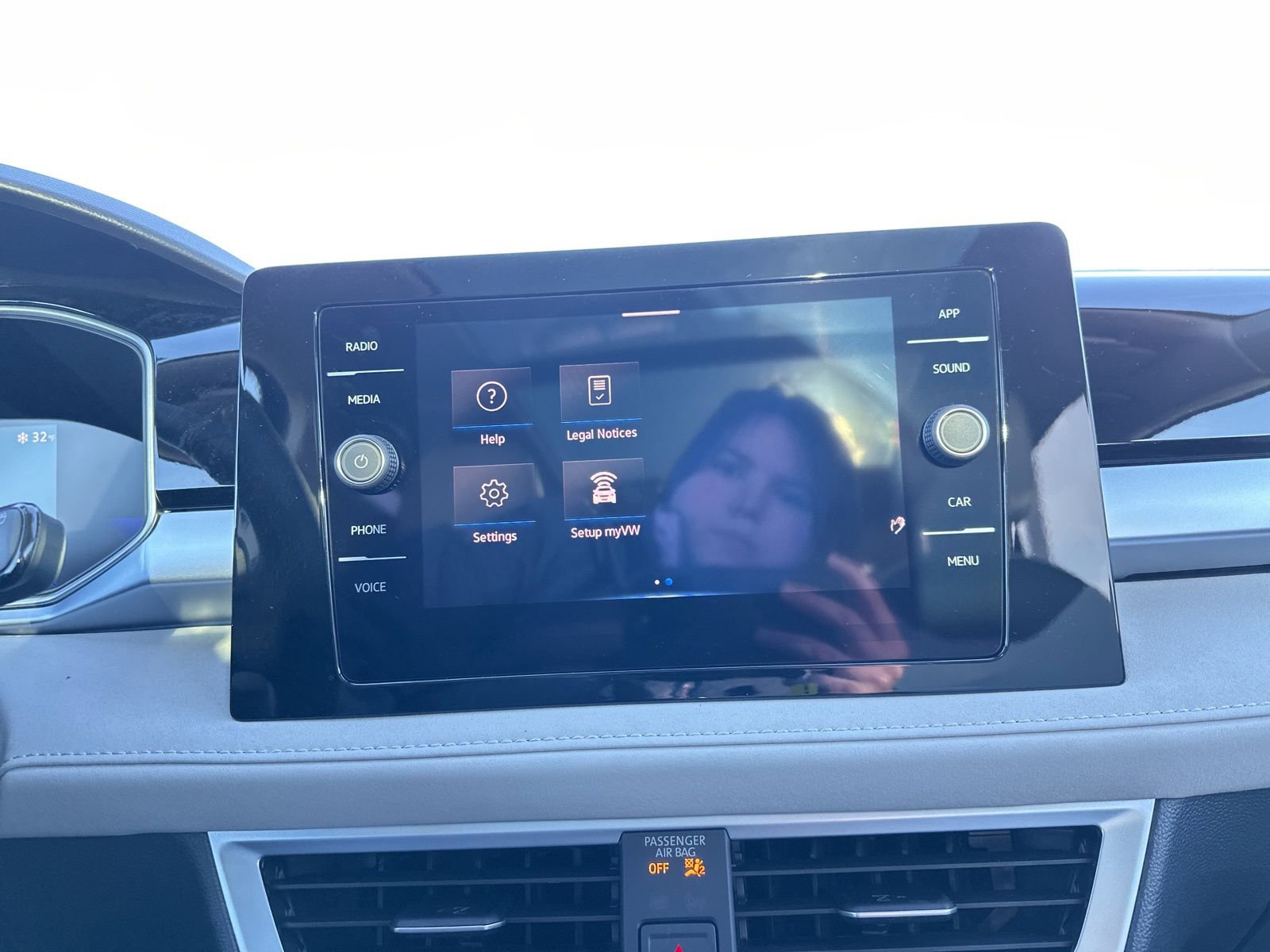 New 2026 Volkswagen Taos SE image 43