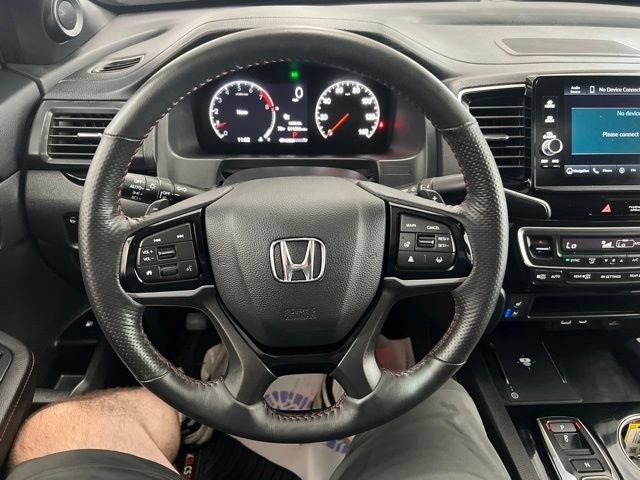 Used 2025 Honda Ridgeline Black Edition image 25