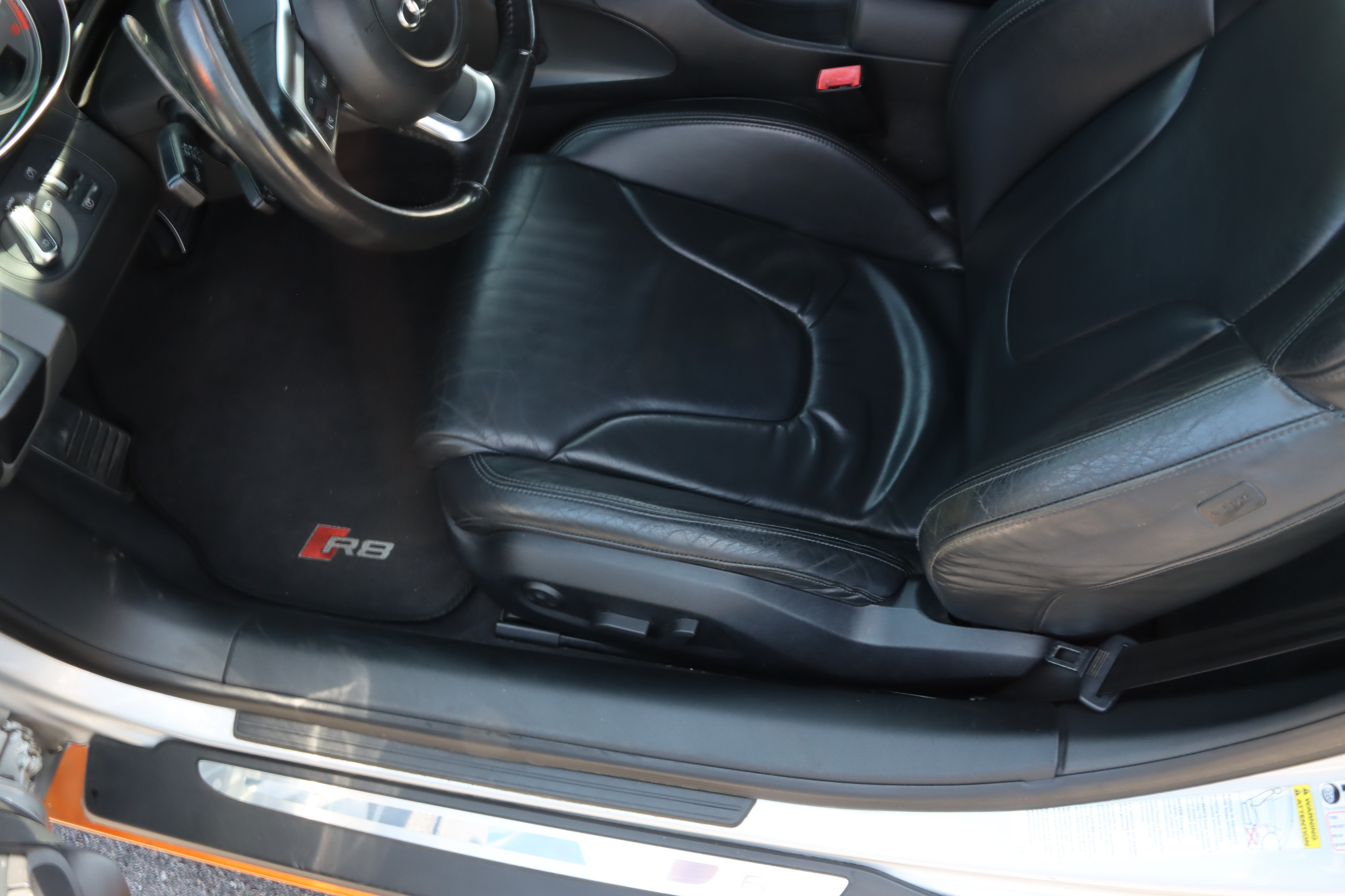 Used 2009 Audi R8 V8 AWD/4WD image 12
